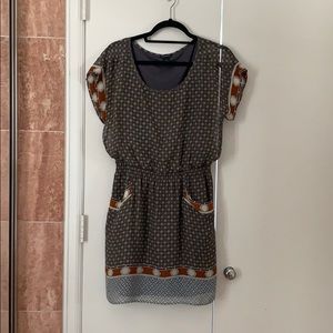 CLUB MONACO 100% Silk Dress